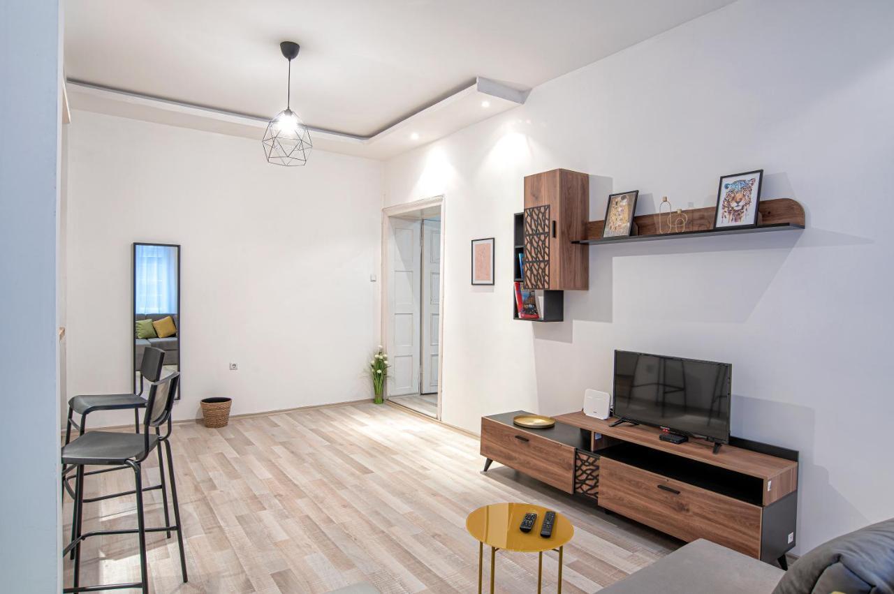 Bilyana'S 1 Bedroom Central Apartment Sofia Luaran gambar
